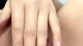 高端1v1 平台美女【颖宝】私下大尺度一对一裸聊 自慰特写