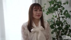 FC2 4522550 【美颜塌陷/脸部施肥】国际现任模特Emiri。第一次连续13次在她可爱的脸和嘴上射出粗糙的精液并第一次吞咽[是]
