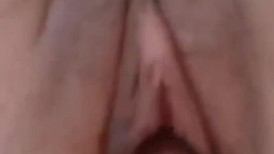 ❤️极品反差婊❤️高颜值情侣艹逼，女的娇小清纯可爱，抱着一顿狂艹，无套插入简直爽翻天！