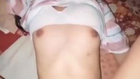 良人妻 在家被大鸡吧无套输出 骚逼菊花轮流抽插 沉浸式享受爱爱 贵在真实