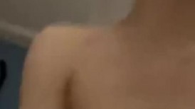 云盘高质露脸泄密！商学院高颜值清纯美女【丽莉】不雅露脸性爱自拍流出，温柔口交深喉啪啪高潮脸，很反差 (2)