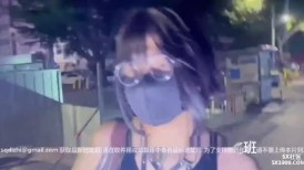 伪娘露出 社死挑战公司门口露出射精 我又来作死了之前因为在公司里露出被发现开除了 现来新上班公司门口打卡