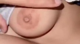 漂亮小女友 这身材太极品了 大乳晕大奶子饱满挺翘 稀毛鲍鱼粉嫩 有这样的女友太性福了 在家被大鸡吧男友无套输出 内射