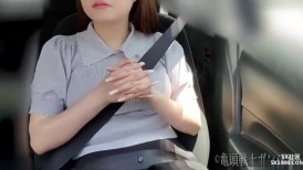 FC2 4540693 限量50张 3980 → 1980 【个人拍摄54-2】被某大AV公司星探发掘！神乳“H罩杯”超逼真！私人中出拍摄视频♪评论优待【高品质主线故事1小时25分钟放大版】