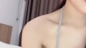 【小熊波比】清纯稚嫩揉胸露B撅腚超级性感迷人诱惑