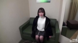 FC2 4545151 [受精确认]“代表东北的纯白偶像”在未经官方批准的情况下首次在毛茸茸的阴道中连续中出*传说的完整高质量版本单独发送[是]