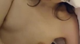 【新娘泄密】新娘定妆视频%2B性感婚纱照婚礼闹洞房趴趴视11_(new)