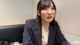 FC2 4557919 *首次数量有限* [素人/中出]“粘稠”粉红小穴融化了你的鸡鸡★闷闷不乐的白皙美女Yui [Yui]
