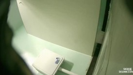 舞蹈培训班女厕全景偷拍 多位漂亮的小姐姐肥美的鲍鱼完美呈现