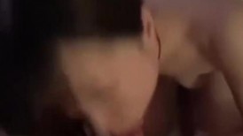 极品反差婊 海航高管的千金谭昕芸，相貌靓丽可人，热衷于玩调教，又骚又贱的骚母狗！