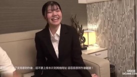 FC2 4568602 [至今为止1280pt！ ] 大量喷出立即采用！看到穿着西装的性朋友正在努力找工作，真是令人耳目一新，所以她和他衣着做爱，中出很多！