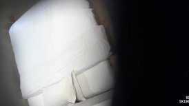 《黑客破解》秃头领导酒店约炮丰满的女下属 可惜鸡巴不顶用女下属怎么折腾也硬不起来