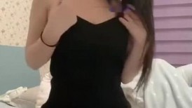 极品反差婊 清纯超高颜值女神，能在胸前写名字的存在，宅男福音战士，实在是太骚了！ (2)