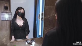 性感甜美小仙女小姐姐『樱空桃桃』✅优雅少妇求子之路，勾引老公下属内射借精怀孕！少妇曼妙身姿让人欲火焚身