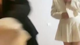 卡哇伊新人小萝莉！和闺蜜一起双飞！扣嫩穴假屌抽插，埋头吃屌尽情玩弄，两个妹子轮流操