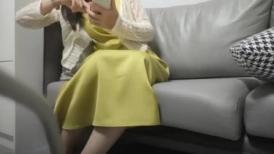 【甜甜的恋爱专家】，良家人妻出轨，如狼似虎性欲旺盛，超大胆直接拍逼给兄弟们看