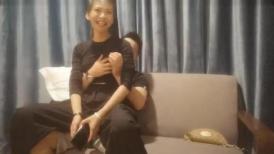 和少妇做爱就是爽约会气质好身材极品少妇到酒店和兄弟一起前后夹击进攻小姐姐呻吟浪叫大喊太猛了【水印】