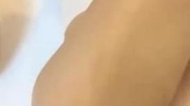 【人间水蜜桃】和颜值不错闺蜜一起玩，双飞啪啪口交上位骑乘自慰喷水，很是诱惑喜欢不要错过