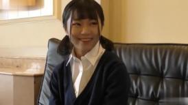 FC2 3176596 ぱるる似のりんちゃん１８歳！中に出してとおねだりエッチ