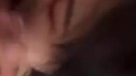 颜射瑜伽老师，射了满满一脸都是反差婊，平时跳舞端庄贤惠，私下却是个爱吃鸡巴的骚货！