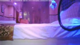 花高价约了一个温柔高挑大长腿美女到暧昧酒店做爱，极品肉体洗澡没完就忍不住上手爱抚揉捏啪啪操【水印】
