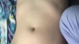 送公司年会被灌醉的女文员回她的出租房,我先替她未来的男朋友检查一下她的身体