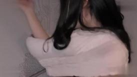 FC2 3094718 【年間ランキング入り！SS級の処女喪失】ゆなちゃんの処女卒業記録、えりかちゃんにも優しくしてもらいました