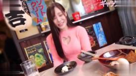 FC2 3197096 【FC2発撮り】顔出し！素人女子大生【限定】りのちゃん22歳 谷間が見えるエロ私服を着て自慢の巨乳をゆさゆさ揺らしながら上目づかいで喋るあざとさ200%激エロ女子大生に大量中出し！！ [有]
