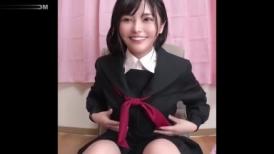 FC2 3167209 【プレミア】人気ライブチャット　アイドル級正統派美女　制服着替え＆高周波バイブ攻めオナ　初流出 [有]