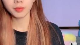 极品美腿性感尤物！颜值美女炮友操逼！洗完澡开操，69互舔吃屌，骚逼蹭屌，骑乘位猛坐