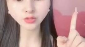 气质超棒美女！首次操逼收费秀！双脚夹道具抽插，舔屌美臀骑乘位