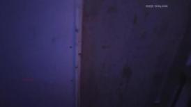 大爷嫖娼：外面有人？哇，你这胸这么大喔   漂亮小姐：来啊，我都没劲了，帮你打出来吧