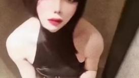小巧玲珑CD花白兒 - 乖狗狗来吃姐姐的鸡鸡，姐姐头发都炒乱啦，狠插狗狗嘴巴！姐