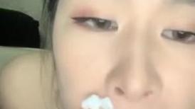 校园女神放飞自我，长腿酥胸，杨柳细腰，美艳动人，跟男友JQ两炮