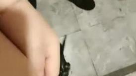 童颜巨乳两个萝莉妹子KTV唱歌厕所露奶，双女互舔奶子轮流口交舔弄，大白奶子非常诱人