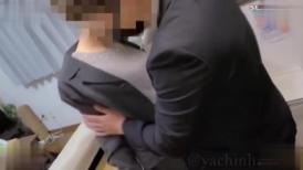 FC2 3223977 【個人】ボーイッシュな新妻はヘトヘト。スタイリッシュスーツを剥くと、スポブラは出てこなかった。