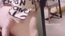 背着妹妹和妹夫恩爱，是一种什么体验，有谁试过，评论区大家都说说。