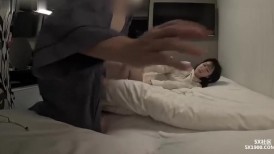 FC2 4582145 22岁干净纤细有高潮倾向女友！用可爱的外表和声音取悦老人的第二轮[第2部分] [个人拍摄] No.195