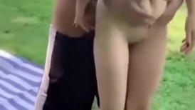 眼镜熟女阿姨 舔我逼逼好舒服 噢太大了 身材苗条白虎鲍鱼 和黑祖宗小哥哥户外激情啪啪 无套输出