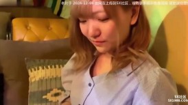 FC2 4584123 *首次数量有限* [个人拍摄/中出]真的很可爱“地下偶像”19岁☆连偶像都想交配♪☆粉红色阴户中出x 2 [是]