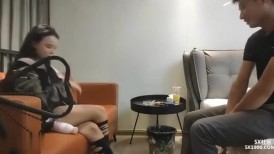 酒店约操漂亮小姐姐 (2)