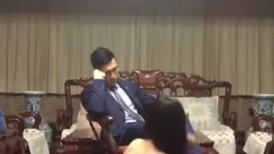 【驯养记完整版】，富家少爷圈养小母狗，日常露脸调教记录，舔鞋舔屌，内裤套头啪啪，对话精彩