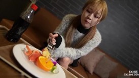 FC2 4594351 3天！ 70% OFF [初拍] [面部外观] 有着大乳晕和蓬松F奶的僵硬素人。我在酒吧和她玩，让她陷入了AV。极窄的阴道和极粗的鸡巴是完美的搭配，导致两次射精和内射。
