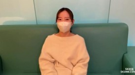 FC2 4595364 一位成熟美丽的老师，23岁。美丽多毛的阴户一次次被逼着高潮，被生肉棒逼得全身抽搐→大量中出 [有]