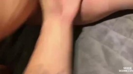 【叔嫂通奸】哥哥出差嫂子饥渴难耐，勾引小叔子激情操逼无套内射