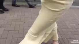 FC2 4594545【首次购买限时50%折扣】【追逐快乐的荡妇！】年轻女士潮吹！她的大奶子和大屁股到处乱蹦！【叶月】【评论奖励】 [有]