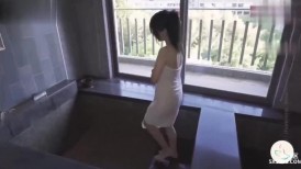 《露天風呂》台灣北投溫泉女子 湯女-米奇