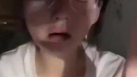 快手网红『小猪的烦心事』宿舍下海直播录屏视频曝光！文静眼镜妹竟全裸深喉假阳具！抠穴自慰反差极大！