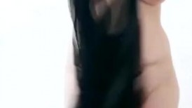 县城的极品小少妇，【小河弯弯】，户外尿尿~道具自慰~无套啪啪~内射口爆吞精，正处在女人最骚气的时刻，看了喷鼻血_门票房200