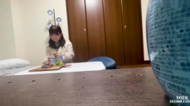 FC2 4600116 限量半价！如何让女人失败？哈哈。我得到的视频比我预期的还要生动。 “给因为交了男朋友而和我疏远的JD打电话，给她打电话庆祝成年 → 如果她还喝不习惯的东西……剩下的你们就猜到了。 [有]